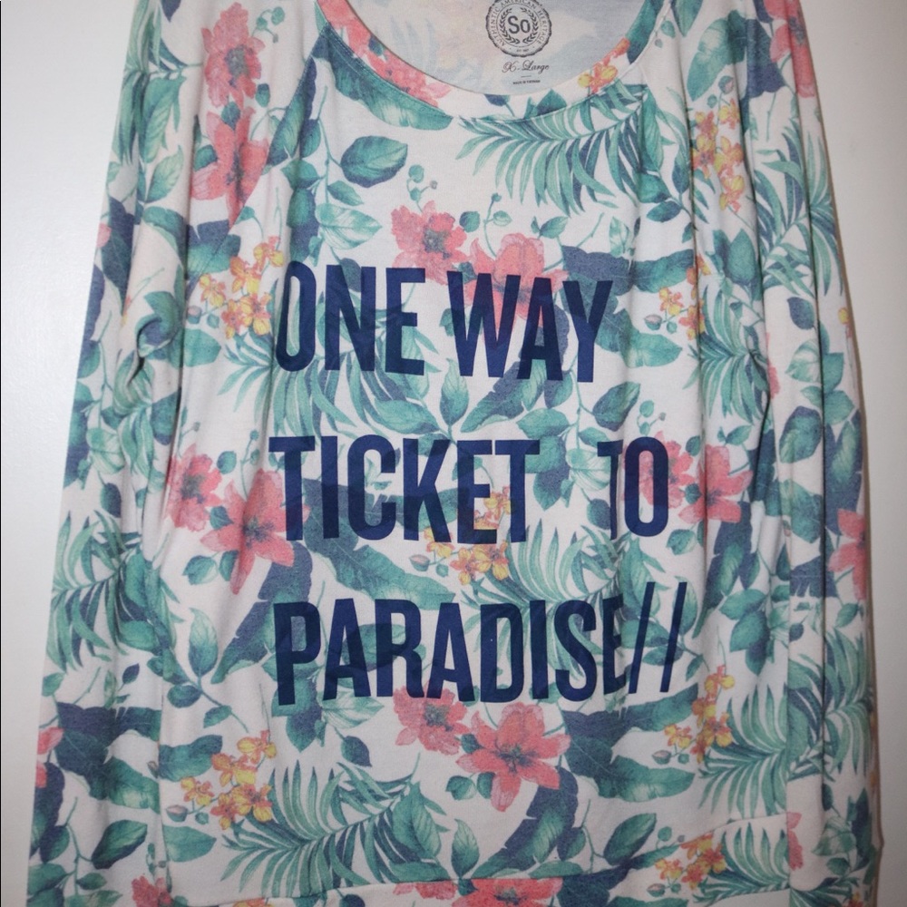 Beautiful floral sweater 💐